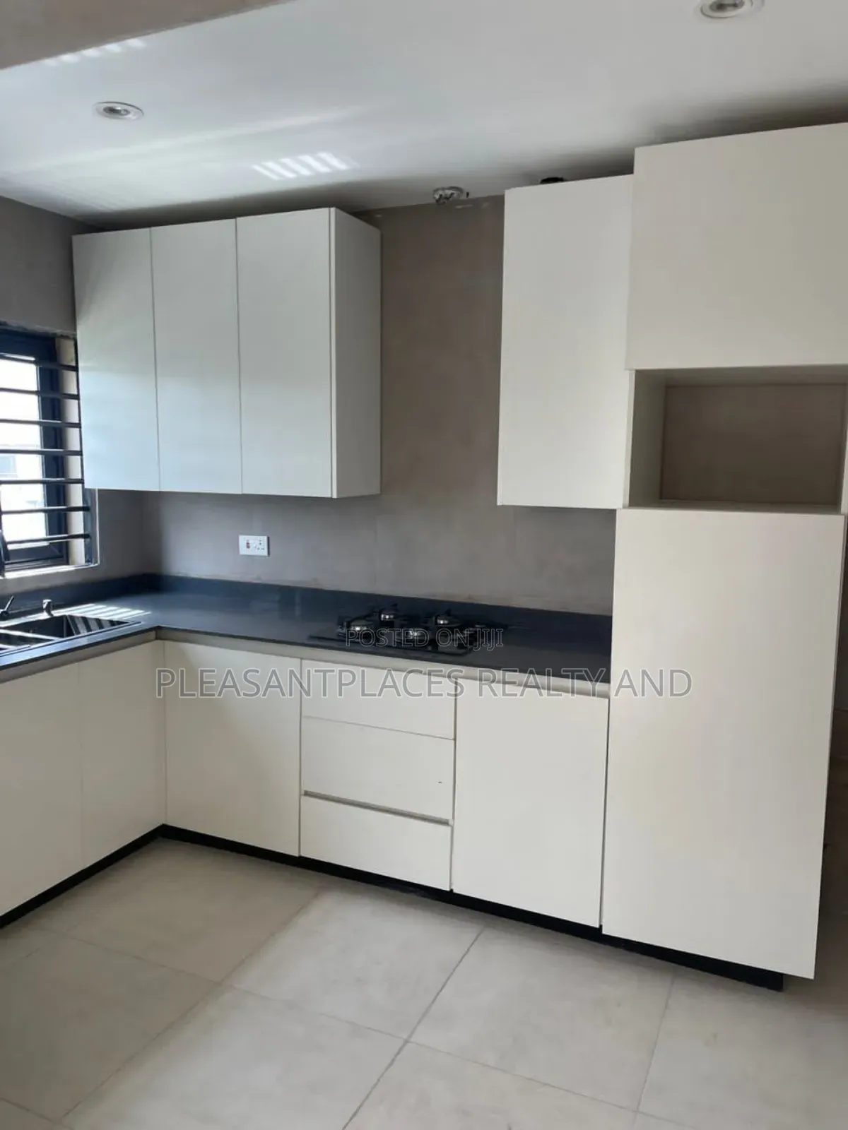 2bdrm Apartment in Pleasantplaces, Adenta for rent in Adenta