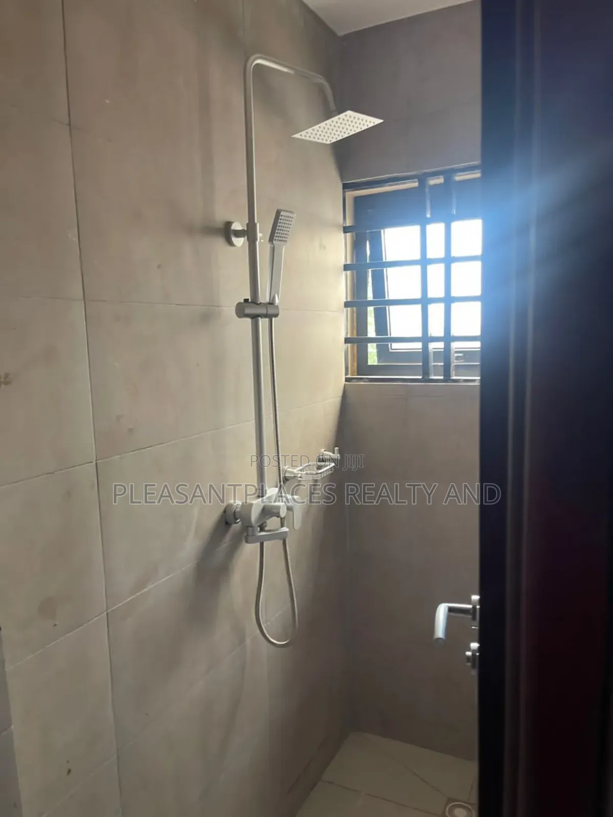 2bdrm Apartment in Pleasantplaces, Adenta for rent in Adenta