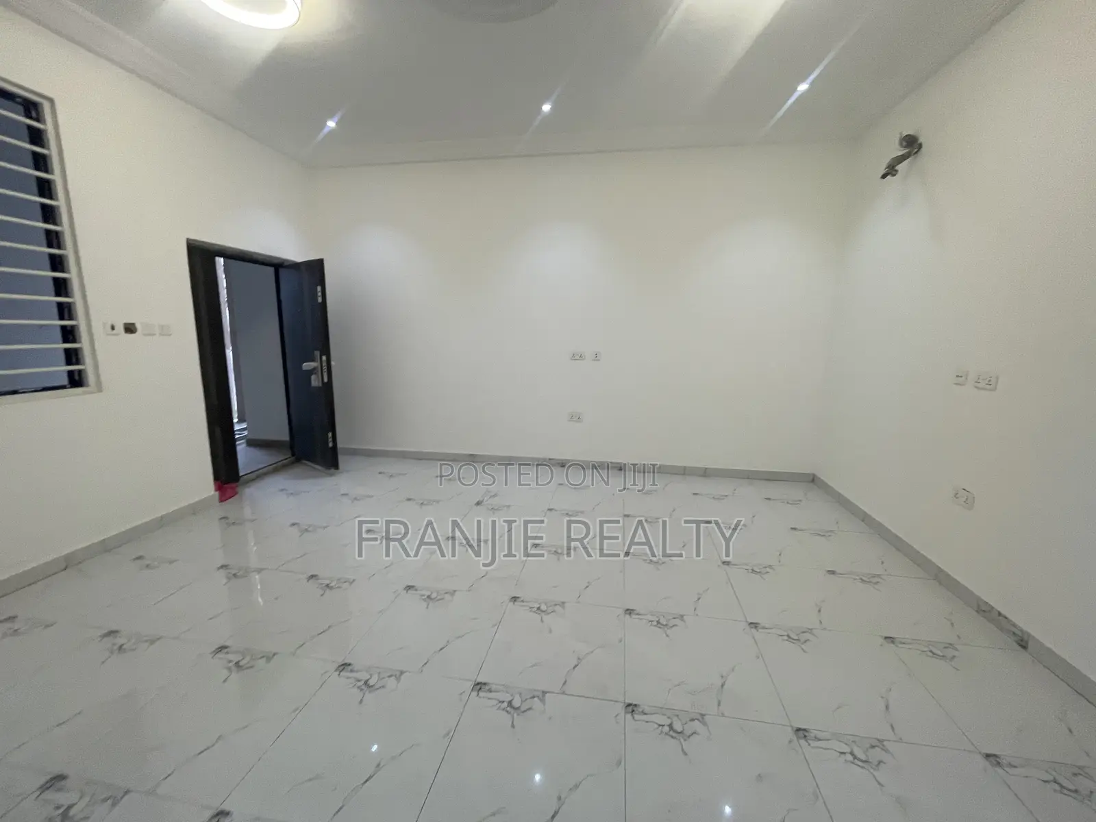 2bdrm Apartment in Franjie Realty, Weija for rent in Weija