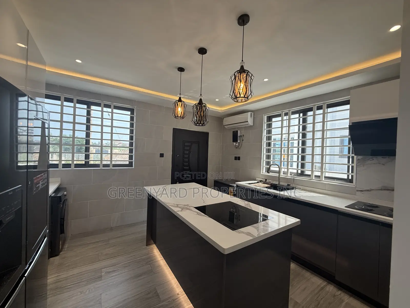 4bdrm Duplex in Trasacco, Adjiriganor for rent in Adjiriganor