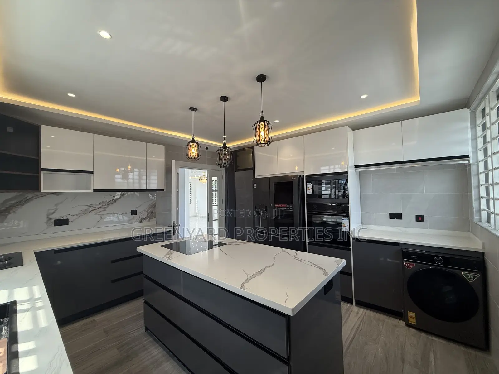 4bdrm Duplex in Trasacco, Adjiriganor for rent in Adjiriganor
