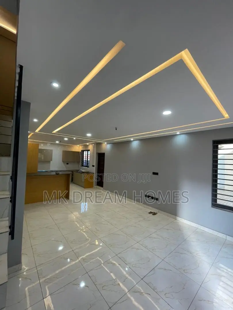 3bdrm House in Lake Side Estate for sale in Lake Side Estate