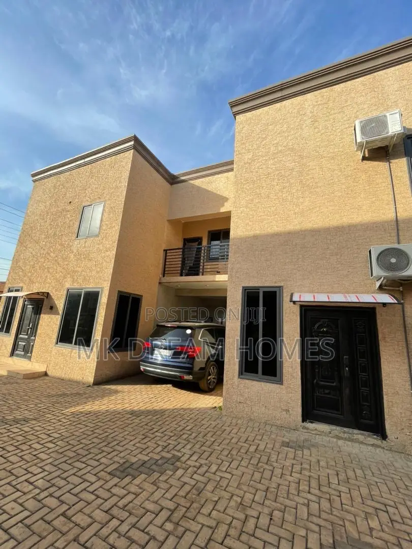 3bdrm House in Lake Side Estate for sale in Lake Side Estate