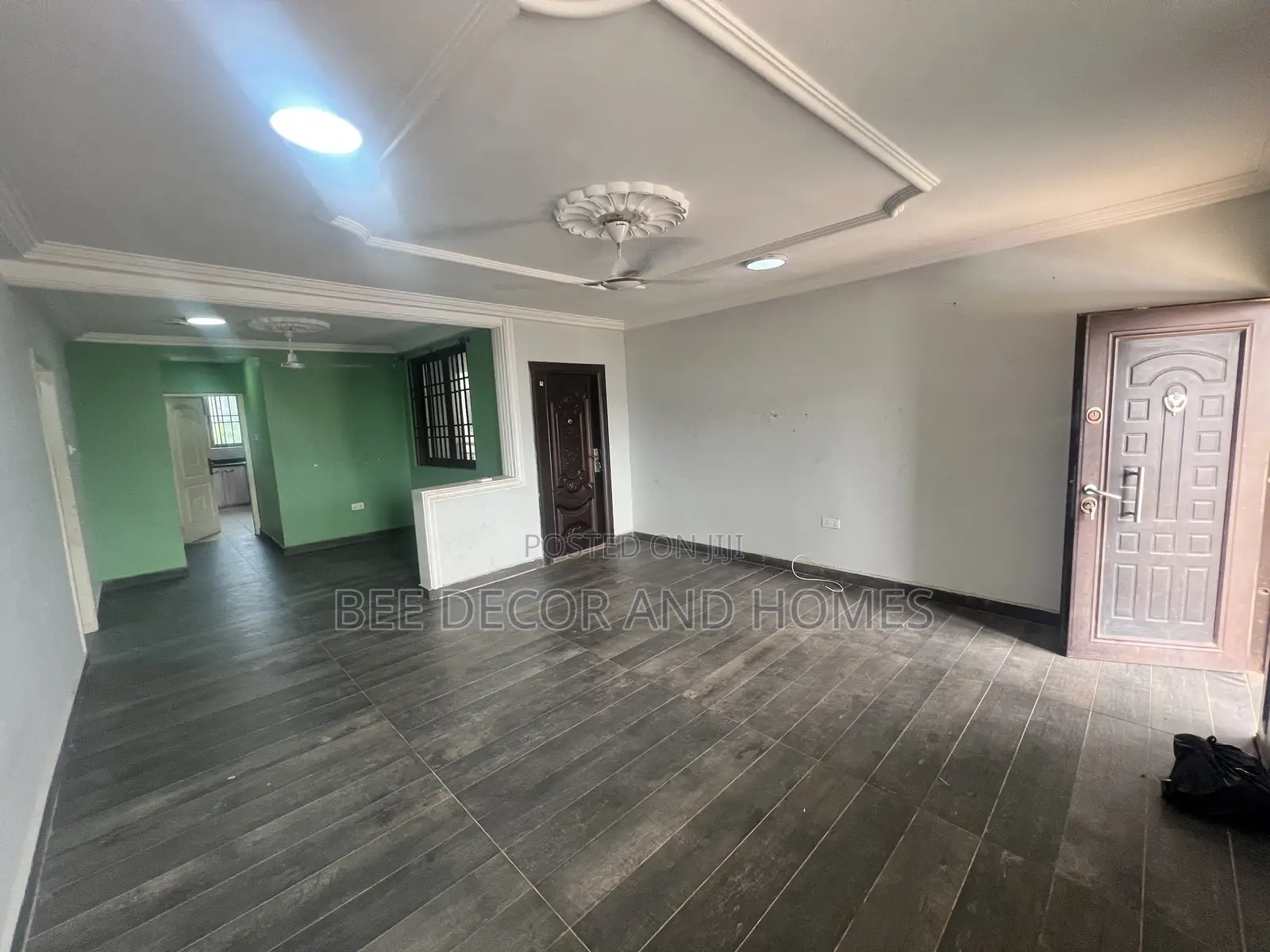 2bdrm Apartment in Bee Decor & Homes, Old Ashomang for rent in Old Ashomang