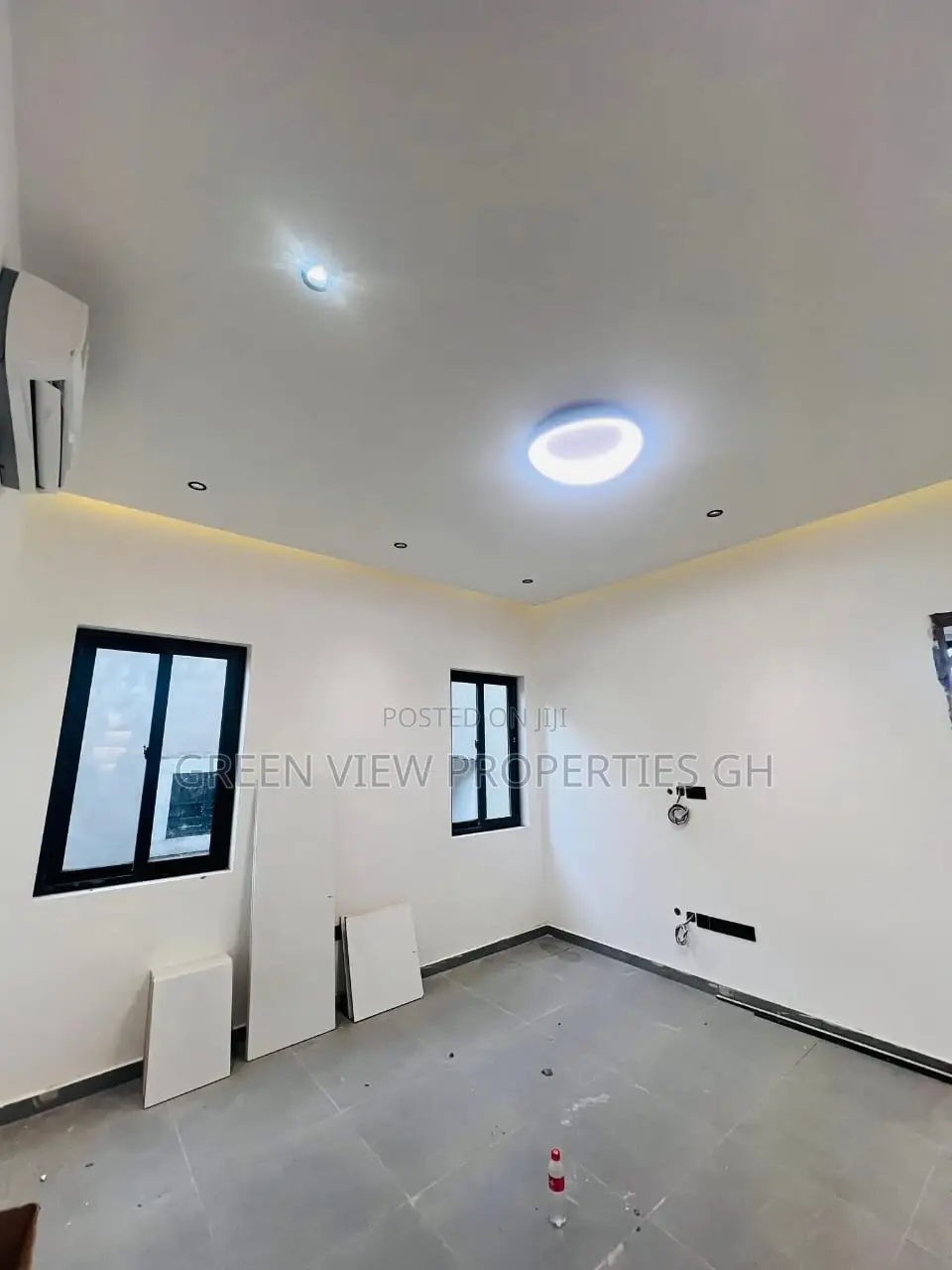 4bdrm Duplex in Ghana Flag for sale in Ghana Flag