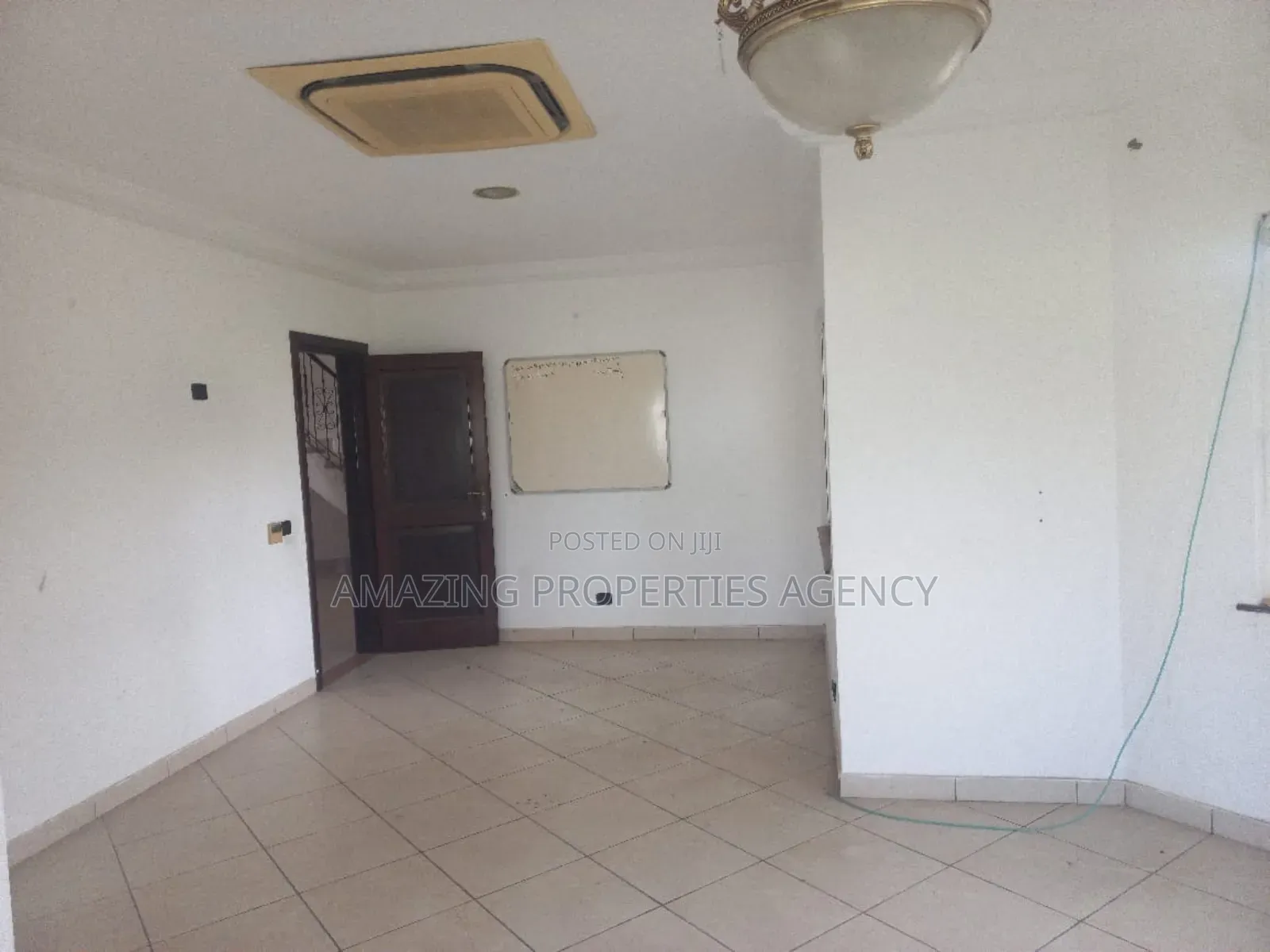 5bdrm House in For Sale 5 Bedrooms, East Legon for sale in East Legon