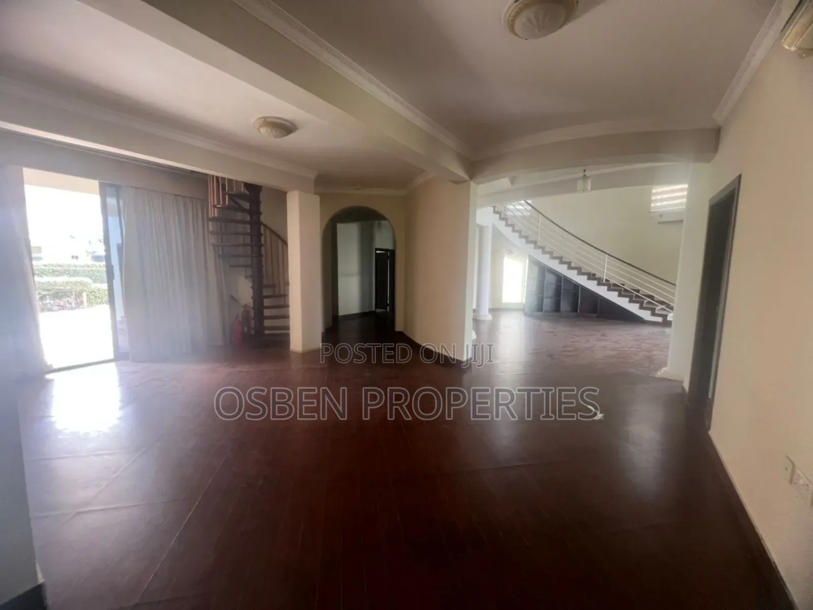 6bdrm Mansion in Osben Properties, Cantonments for sale in Cantonments