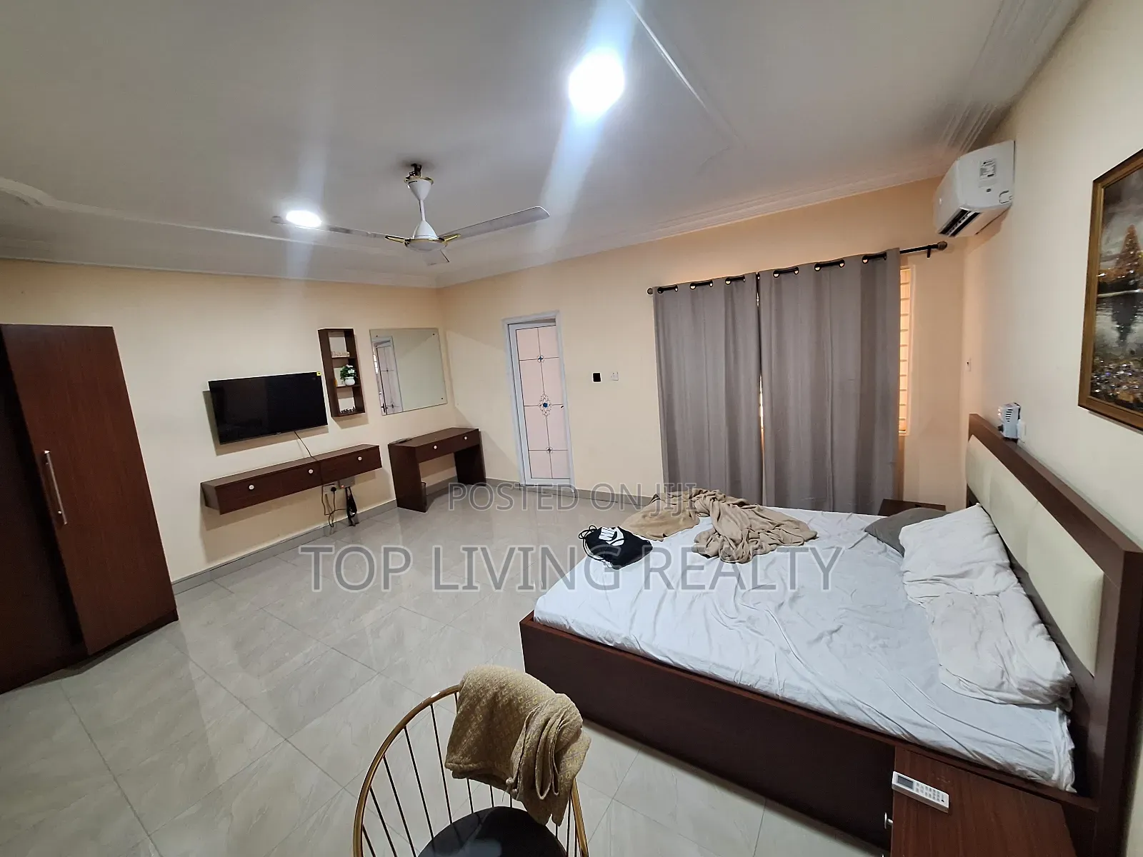 Furnished 3bdrm Townhouse / Terrace in School Junction for rent in School Junction