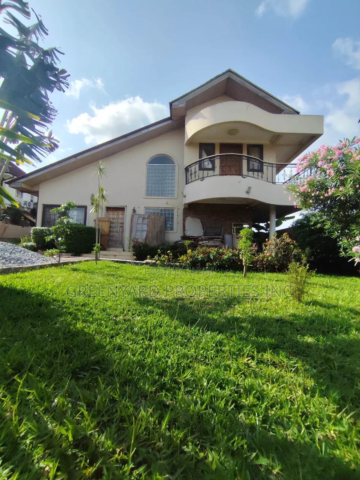6bdrm Apartment in Com 18, Lashibi for sale in Lashibi