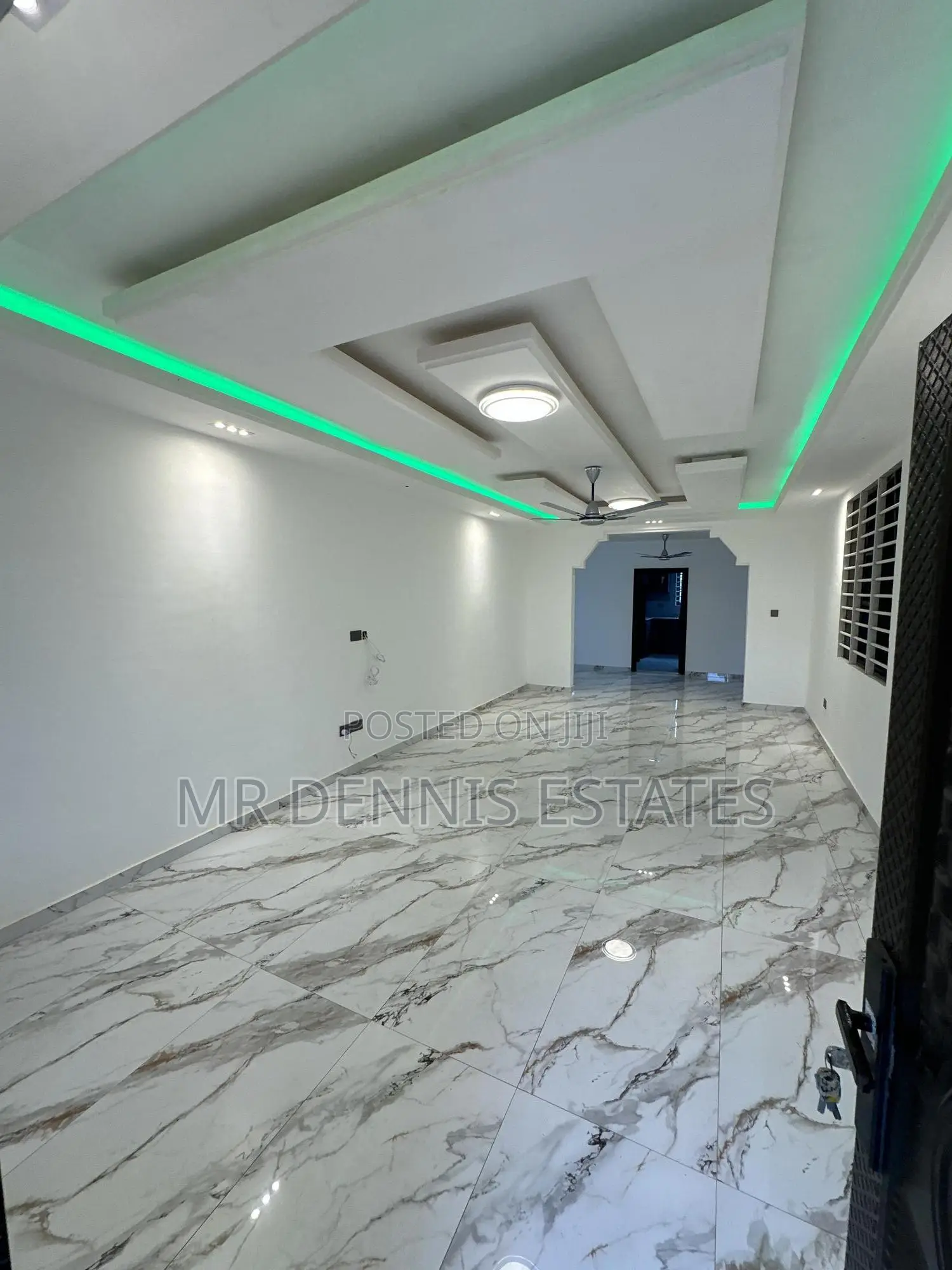 2bdrm Apartment in Westhills Mall for rent in West Hills Mall Area