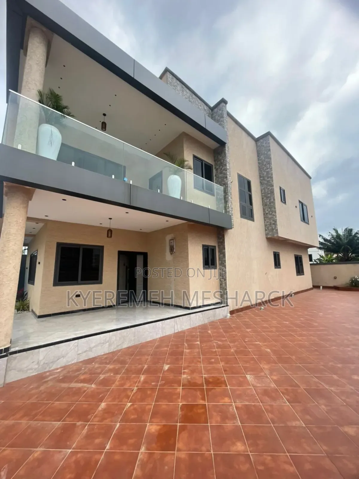 4bdrm Duplex in Ashongman Paraku, Agbogba for sale in Agbogba