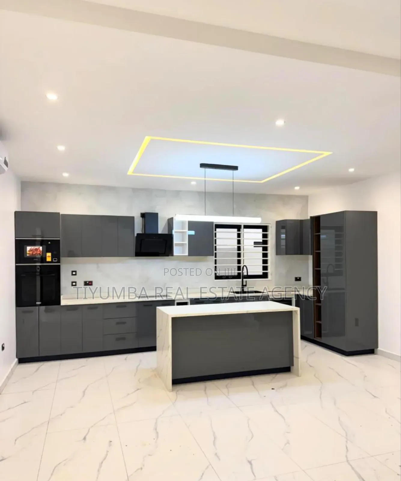 5bdrm House in Tiyumba Real Estate, Ashaley Botwe for sale in Ashaley Botwe
