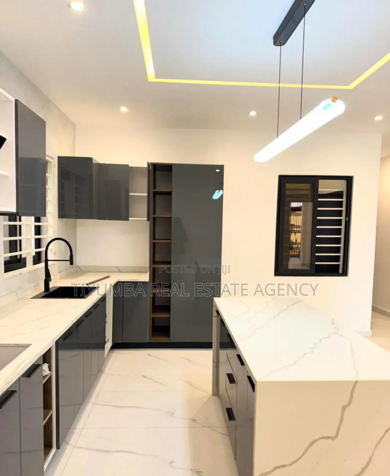 5bdrm House in Tiyumba Real Estate, Ashaley Botwe for sale in Ashaley Botwe