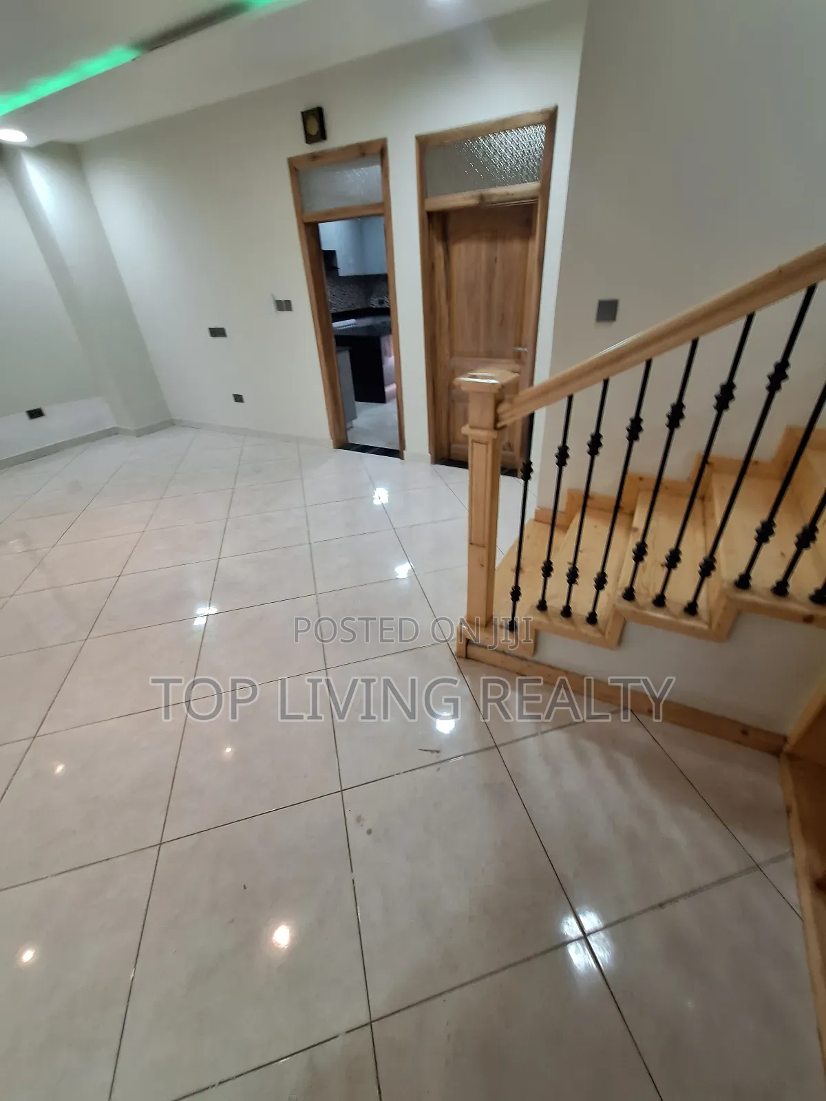 Furnished 4bdrm Villa in Dzorwulu for rent in Dzorwulu