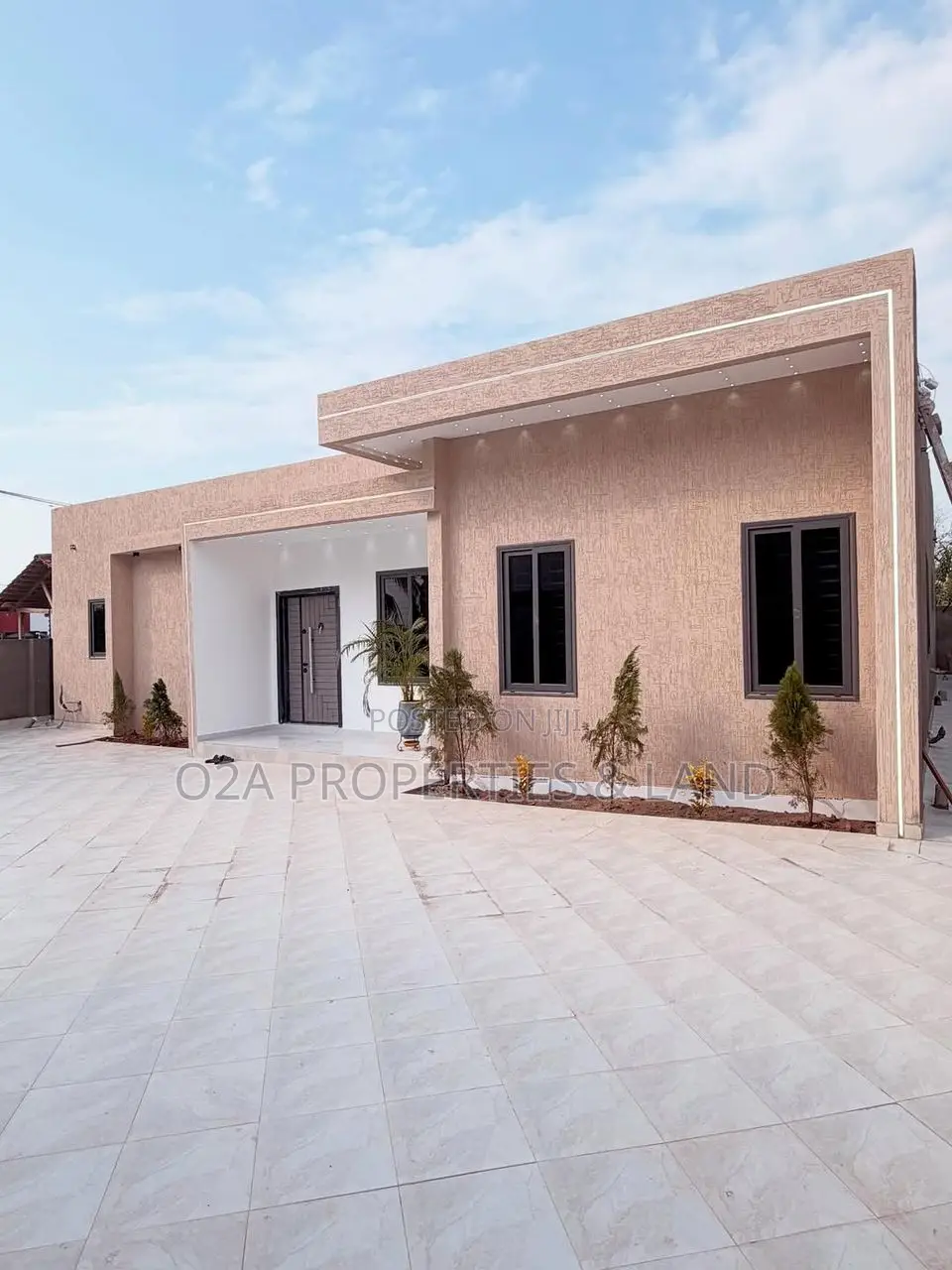 3bdrm House in Lakeside for sale in Lake Side Estate