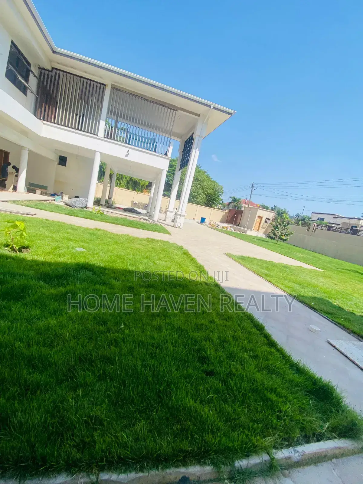 6bdrm House in Airport West for sale in Airport Residential Area