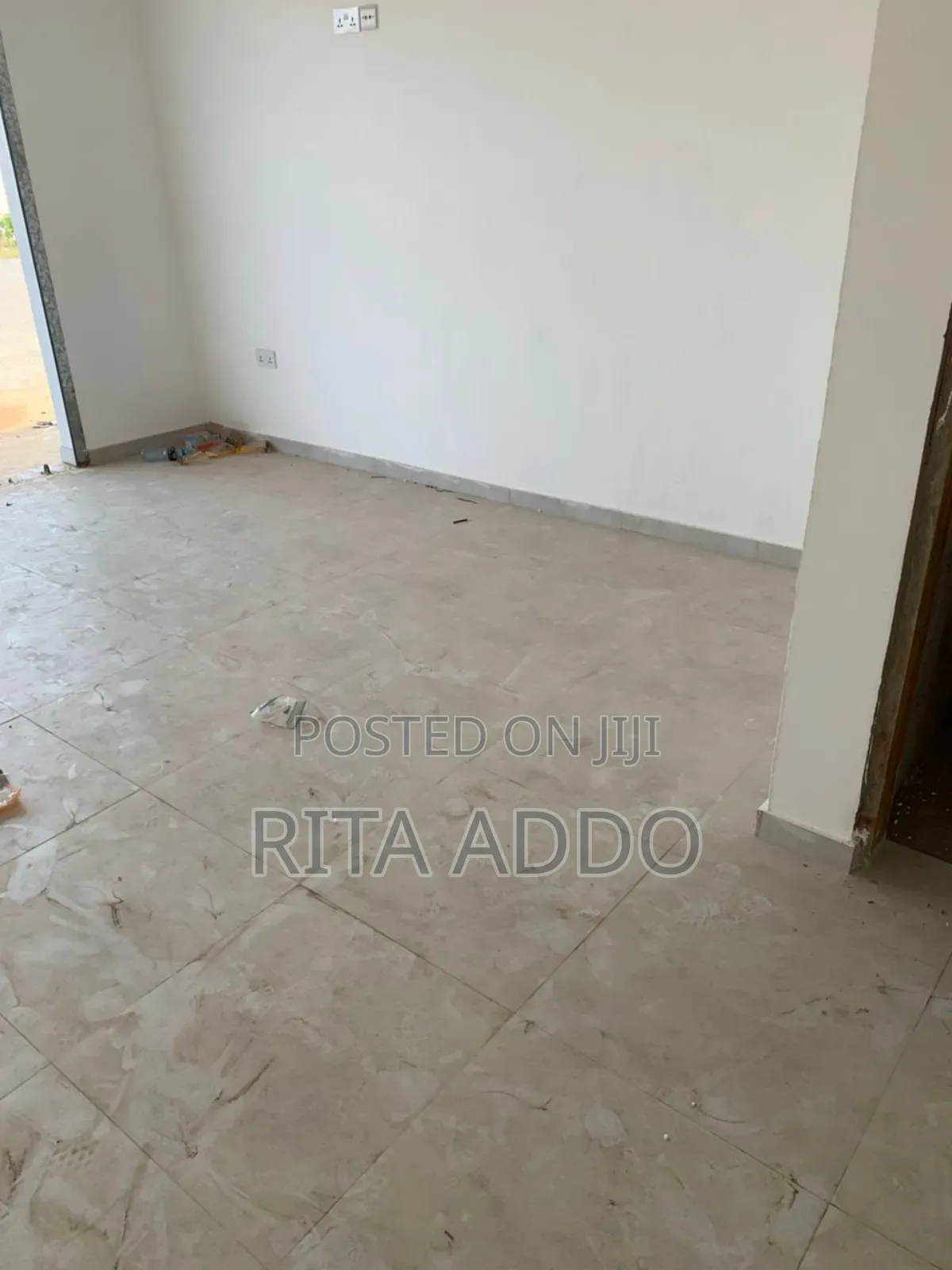 Shop for Rent in Lake Side Estate