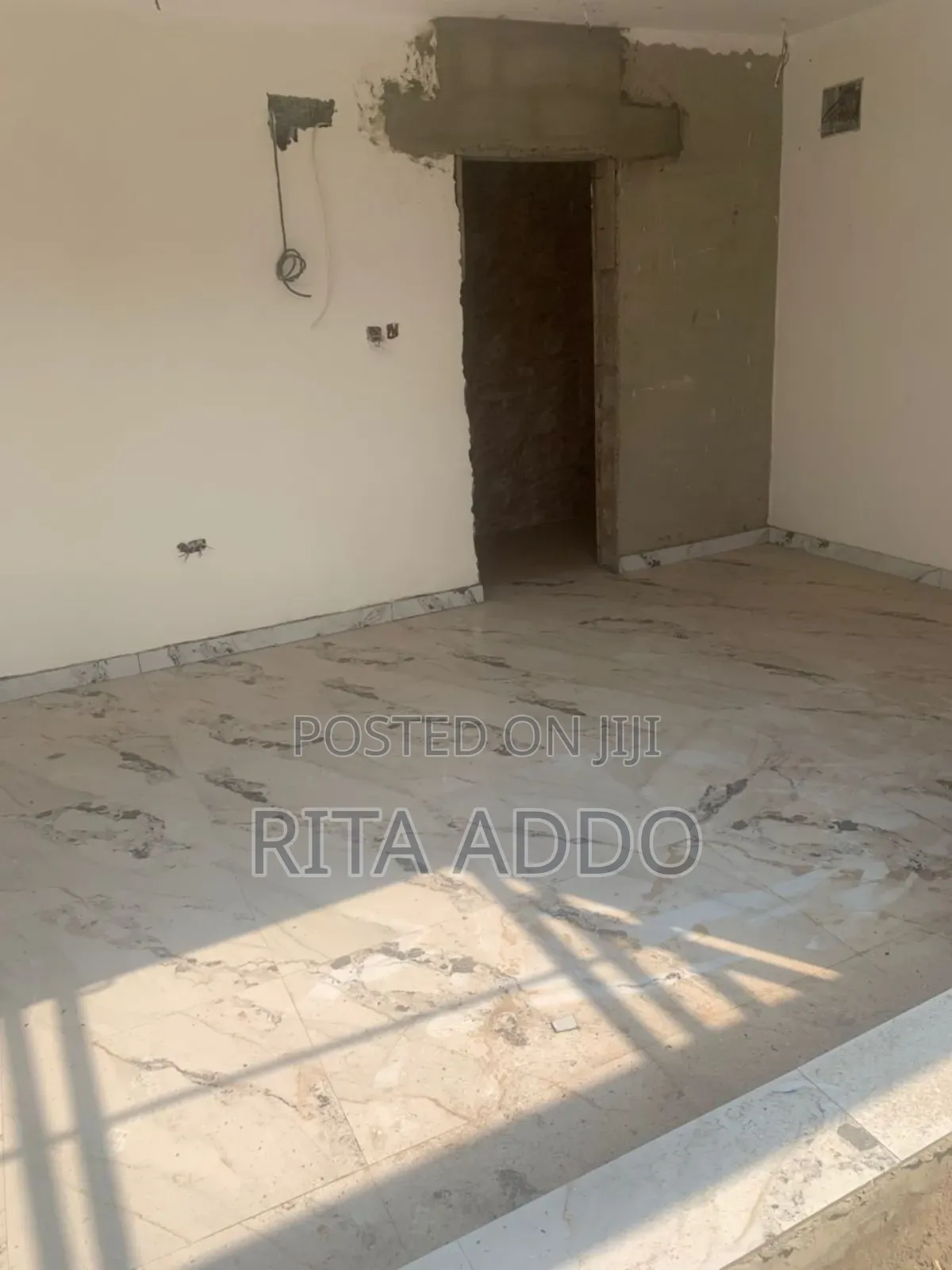 Shop for Rent in Lake Side Estate