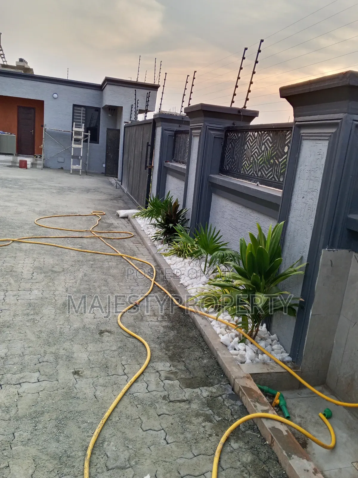 2bdrm Apartment in Lashibi, Spintex for rent in Spintex