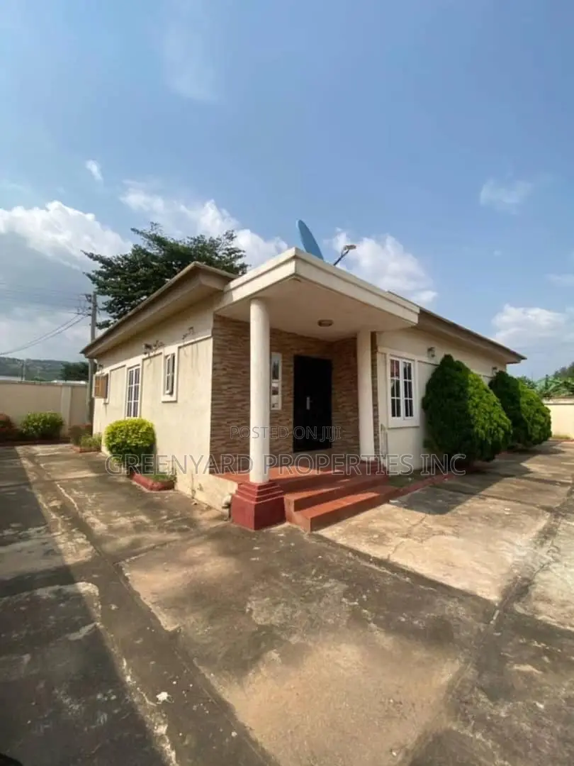 3bdrm House in Ayi Mensah, Oyarifa for sale in Oyarifa
