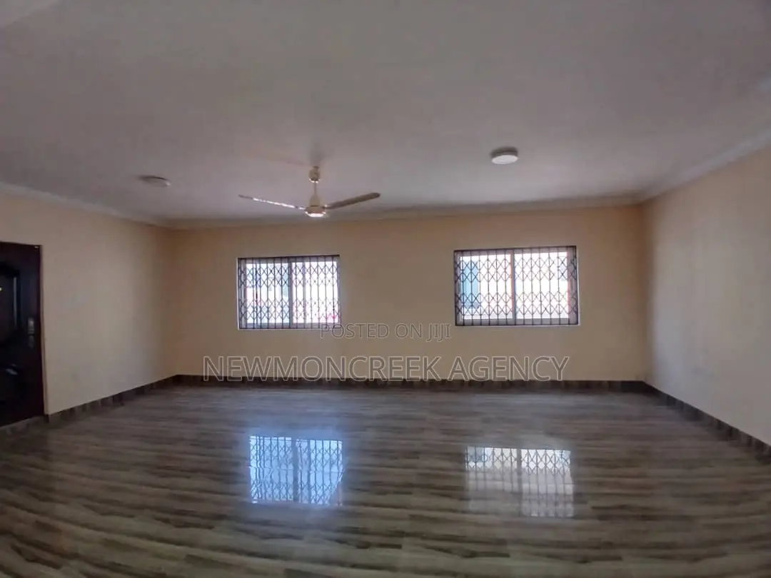 4bdrm Duplex in Abokobi Junction, Accra Metropolitan for rent in Accra Metropolitan