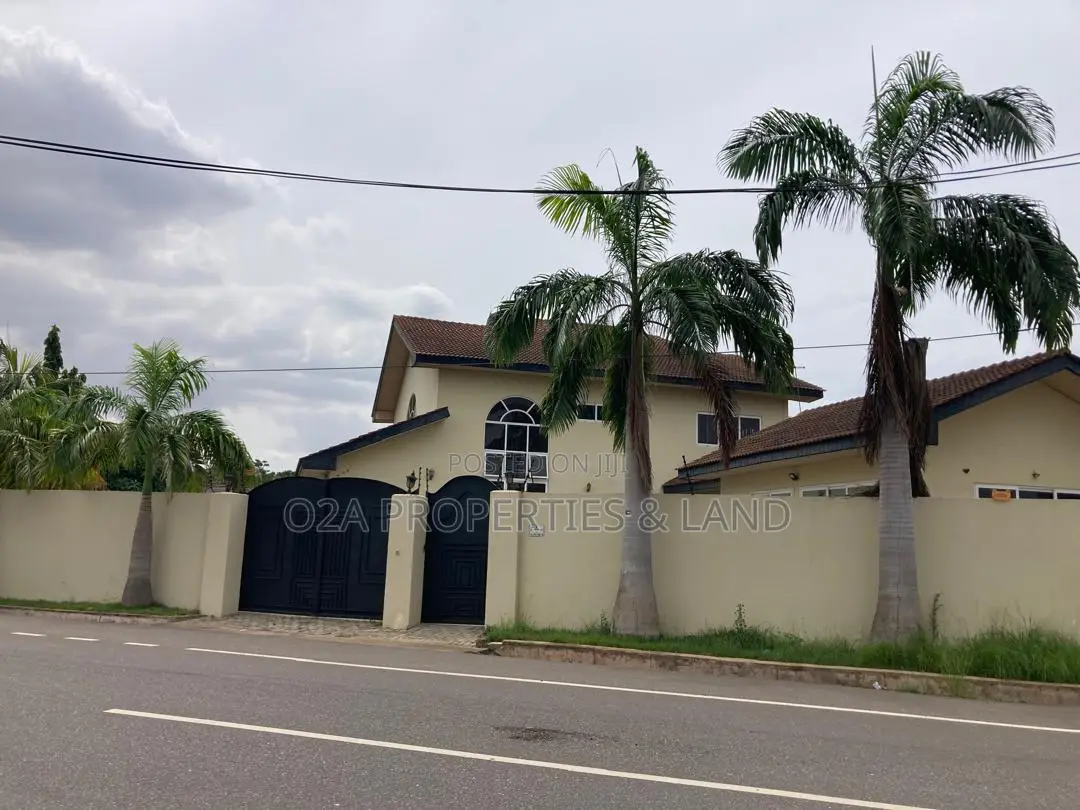 4bdrm House in East Legon, American for rent in American House