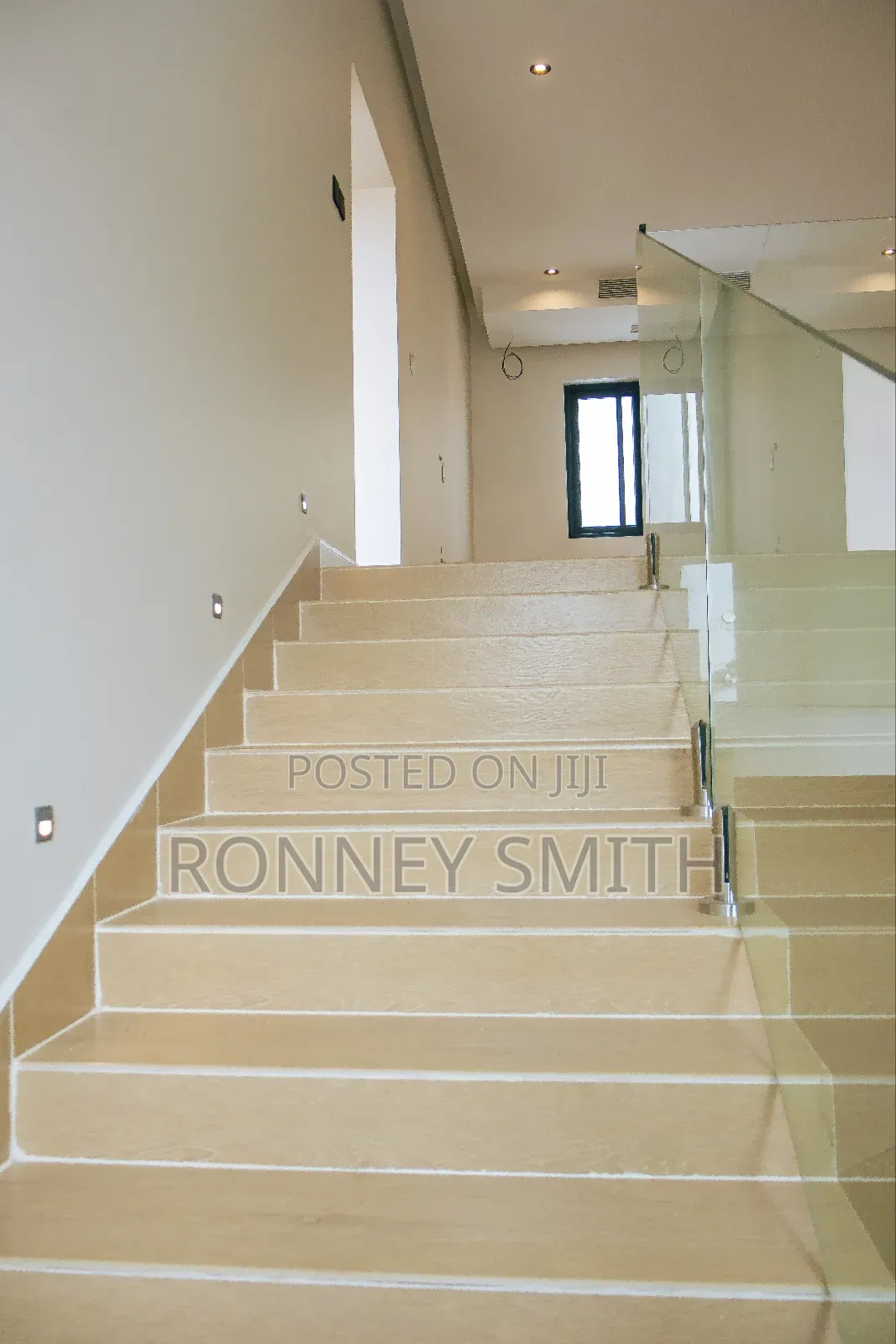 Fully Finished Office Space – Prime Location in Dworwulu