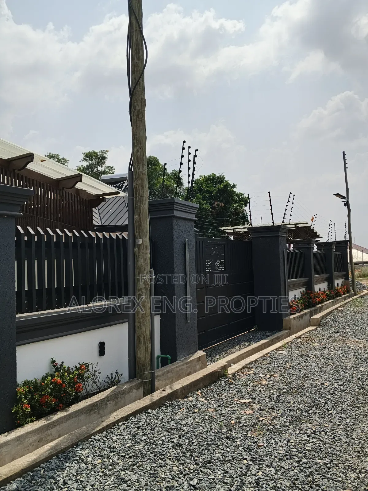 Furnished 2bdrm House in Maalejor, Frafraha for sale in Frafraha