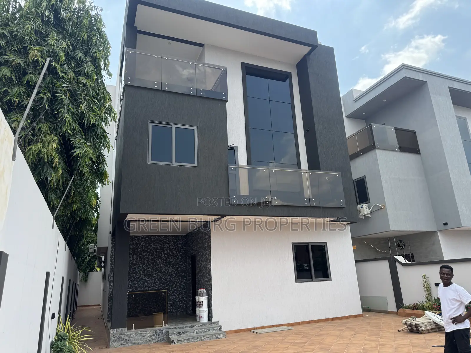 5bdrm House in East Legon for rent in East Legon