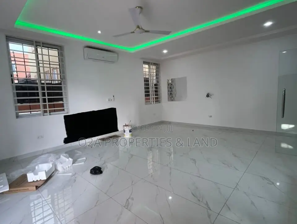 3bdrm House in East Airport for rent in Airport Residential Area