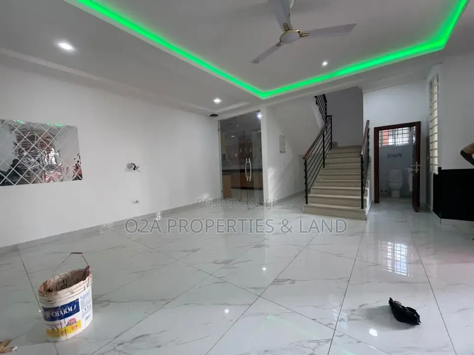 3bdrm House in East Airport for rent in Airport Residential Area
