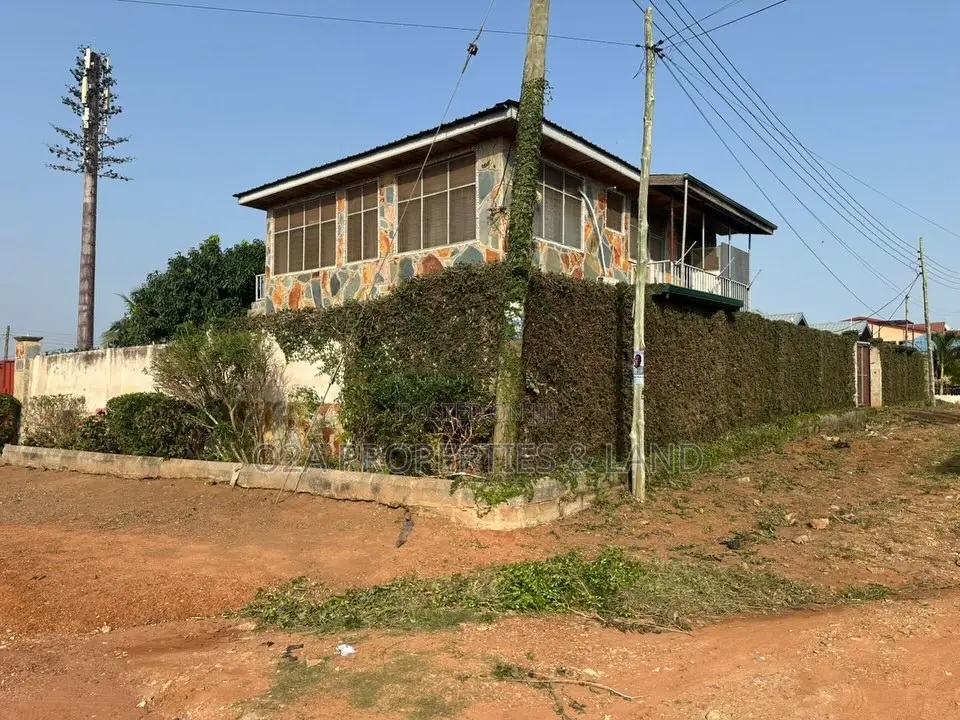 4bdrm House in North Legon Agbogba for sale in North Legon