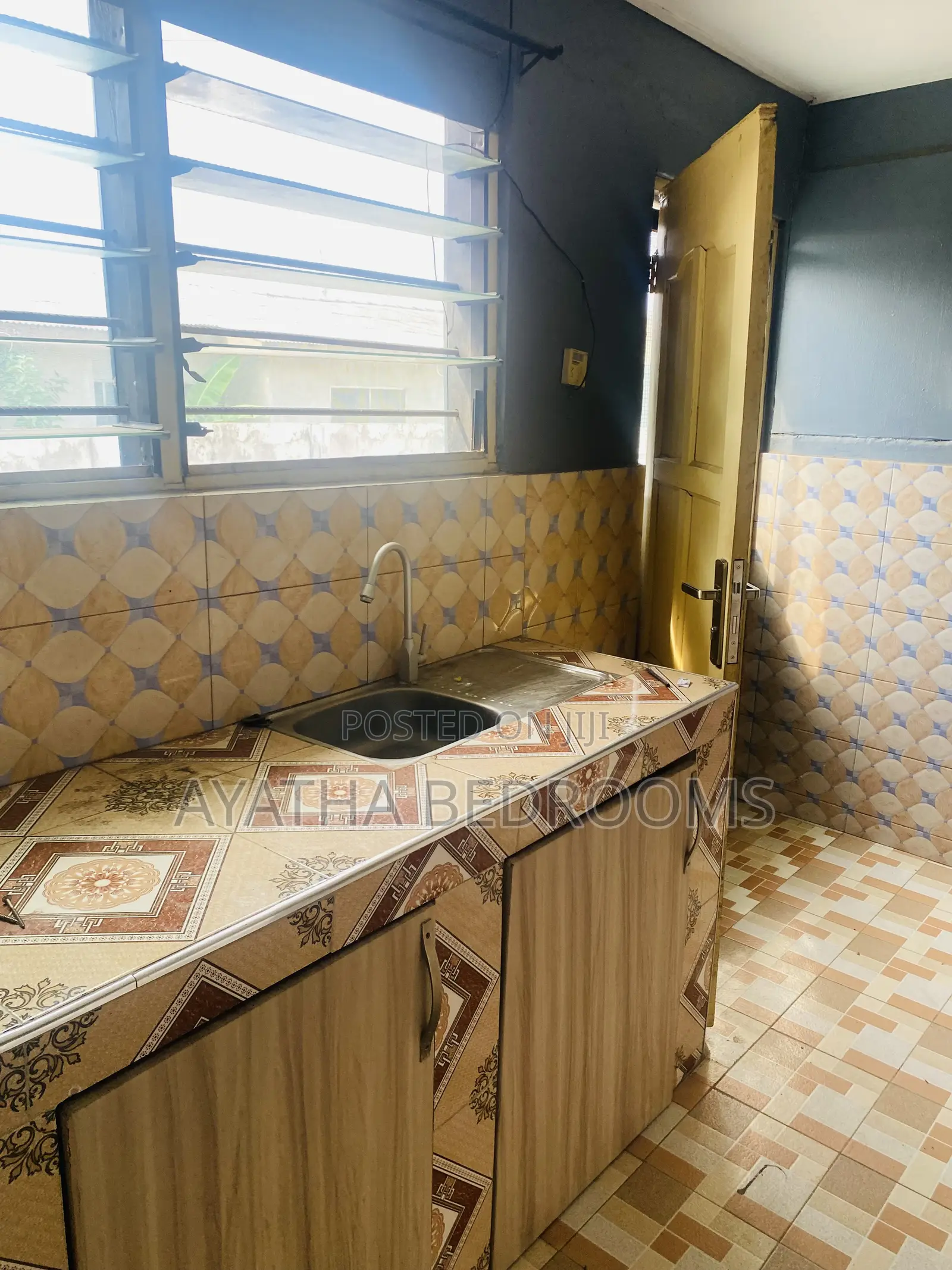 1bdrm Apartment in Bushroad, New Town for rent in New Town