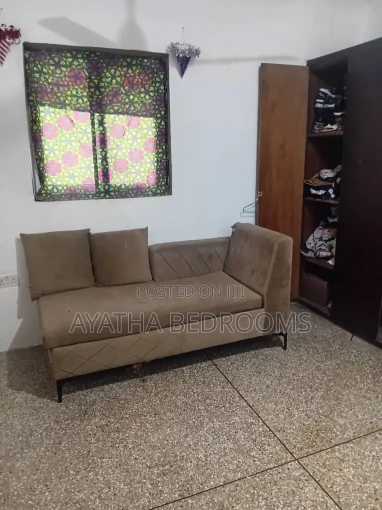 2bdrm Apartment in Teshie Tsuibleoo for rent in Tsui-Bleoo