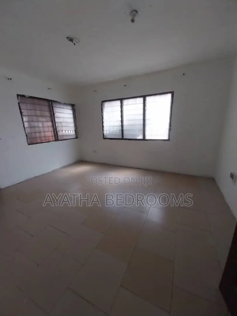 2bdrm Apartment in Teshie Manet, New Town for rent in New Town