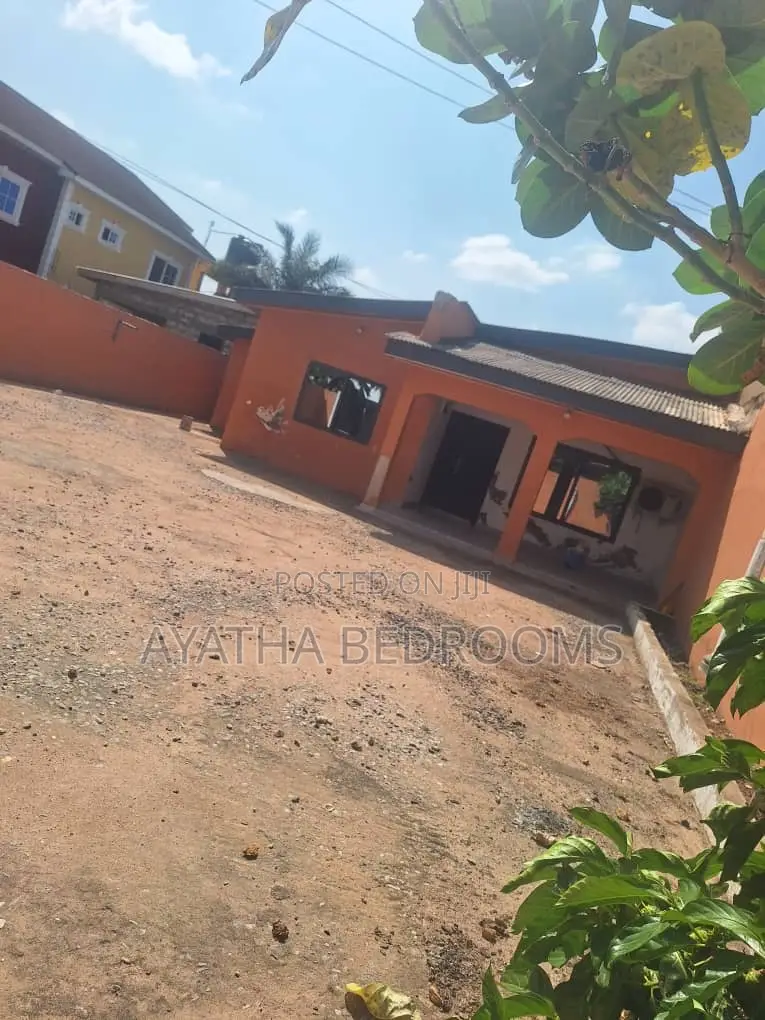 3bdrm House in Spintex Basket for rent in Spintex