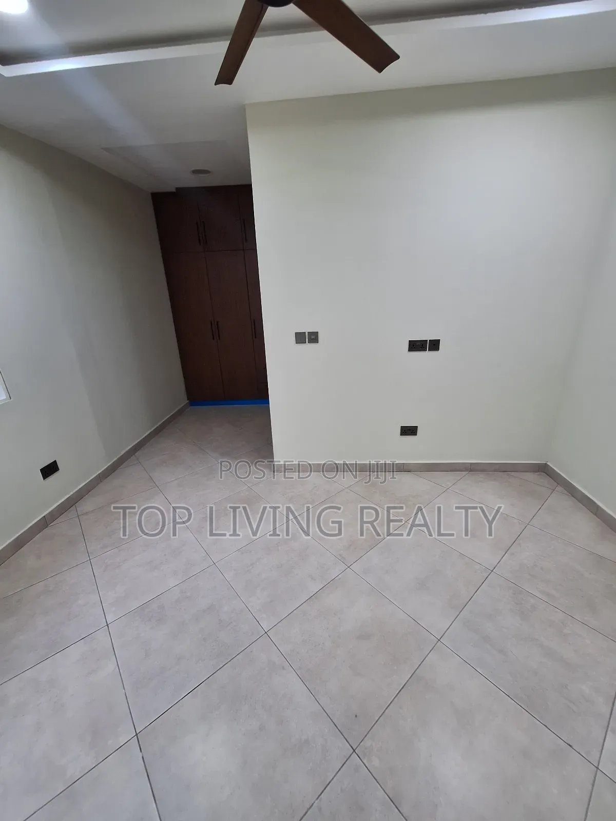 2bdrm Apartment in Tse Addo, Airport Residential Area for rent in Airport Residential Area
