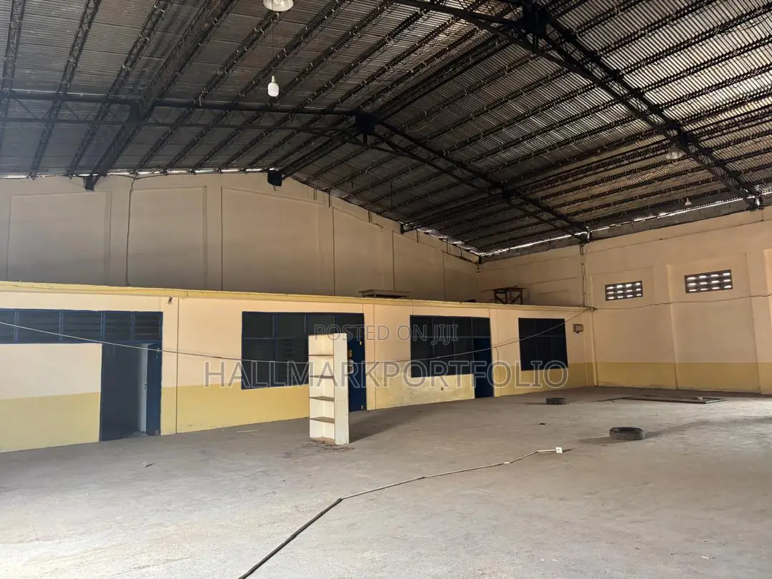 2000sqm Warehouse for Sale Takoradi in Takoradi