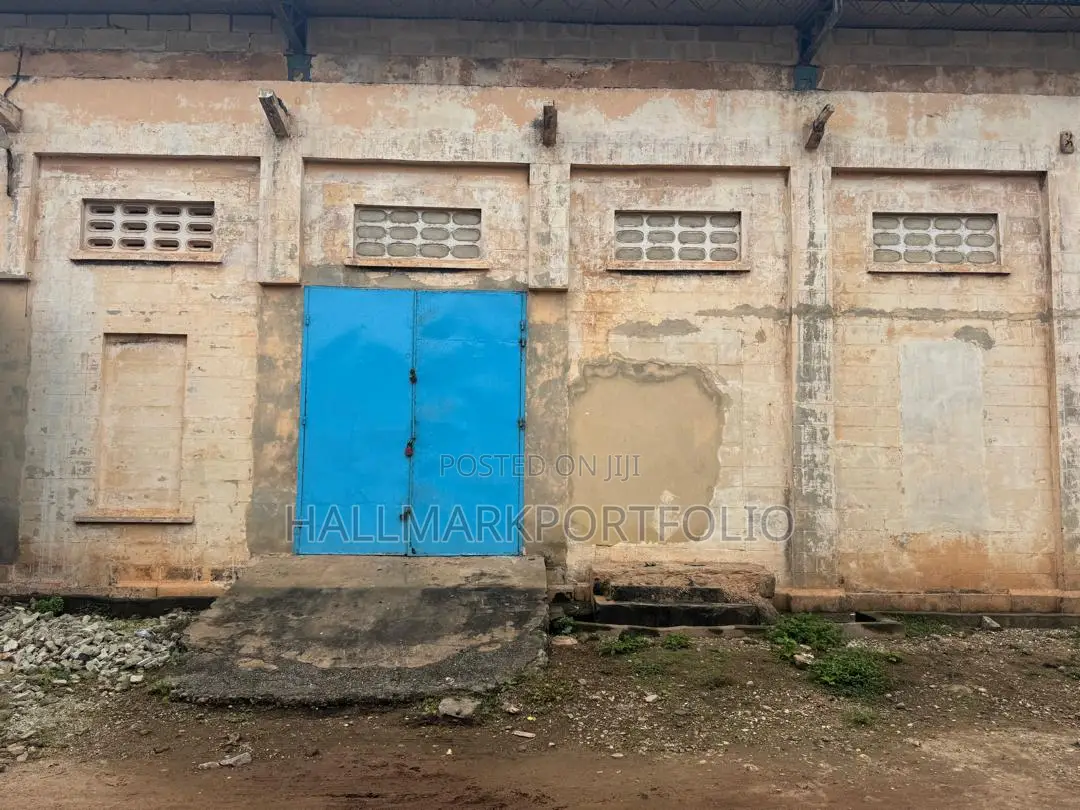 2000sqm Warehouse for Sale Takoradi in Takoradi