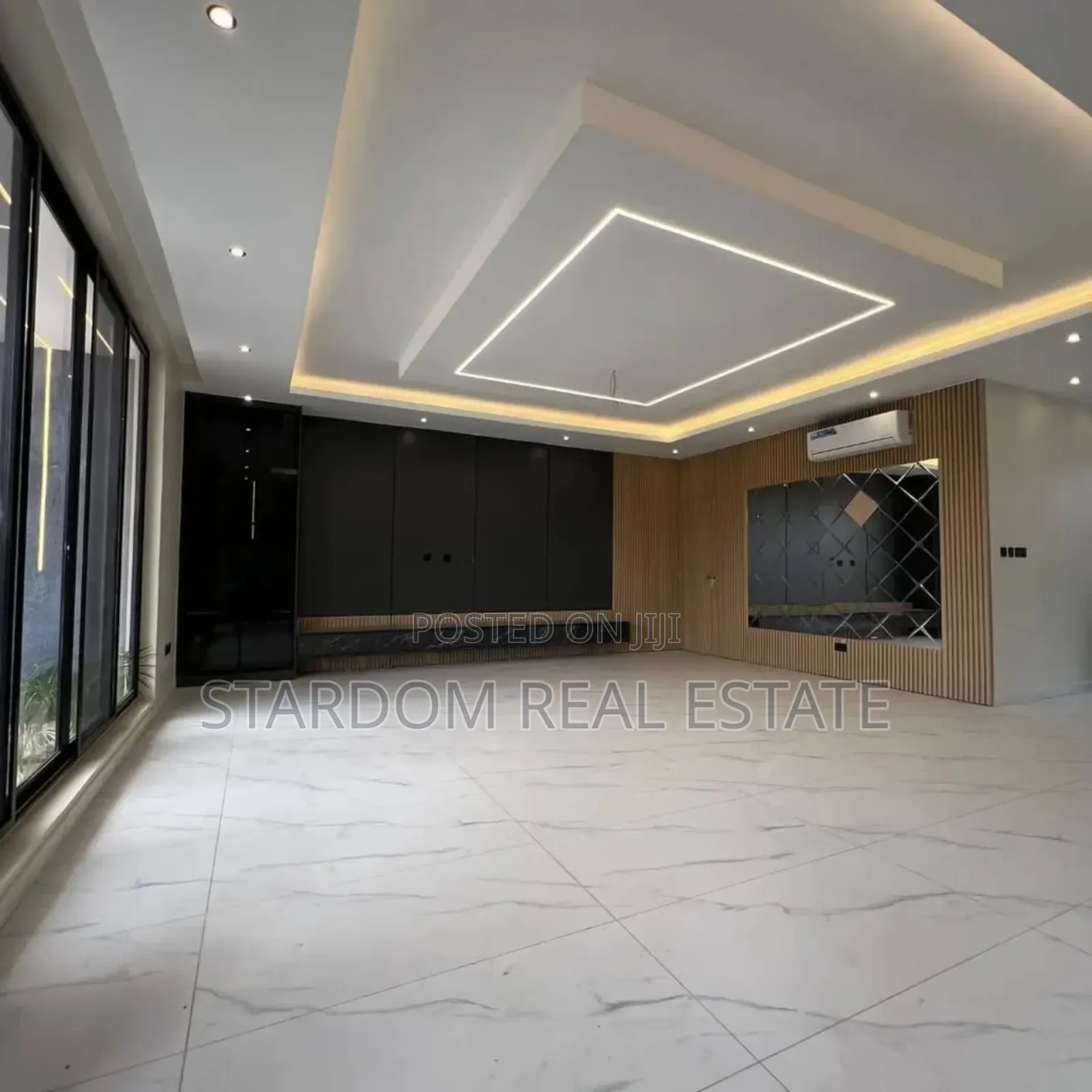 4bdrm Duplex in Adjiringanor, East Legon for sale in East Legon