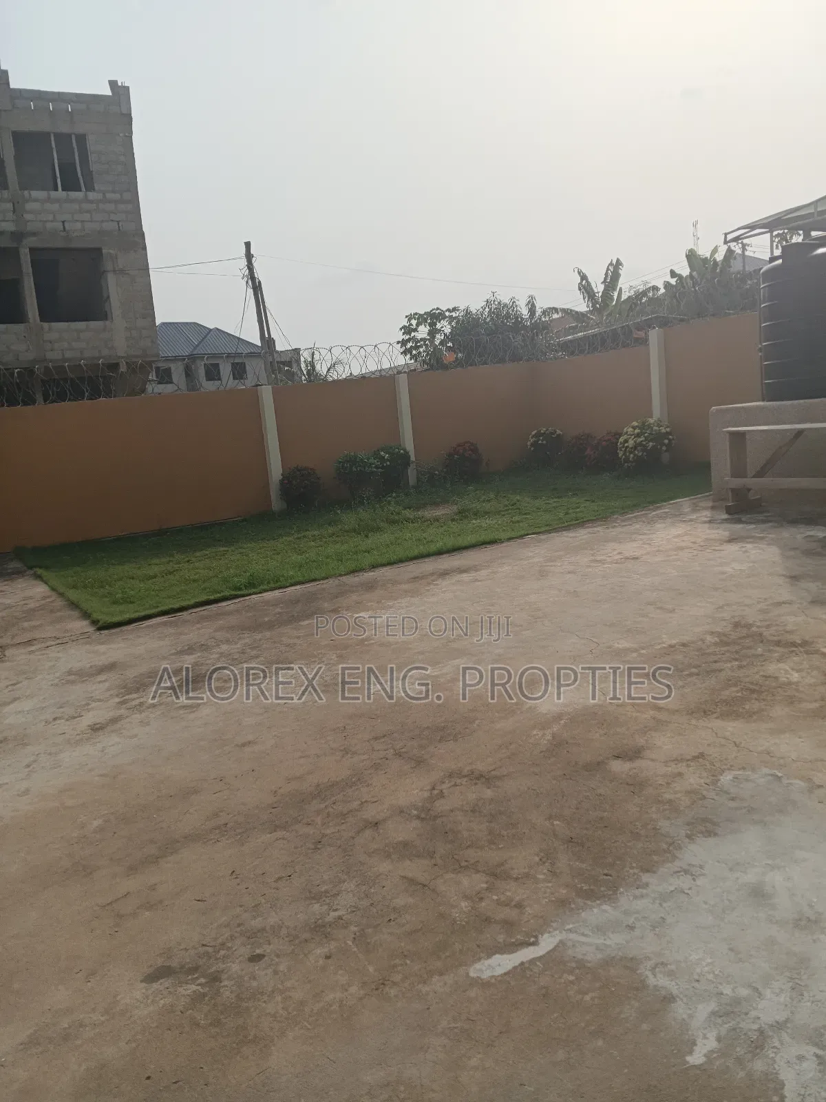 4bdrm Apartment in Oyarifa for rent in Oyarifa