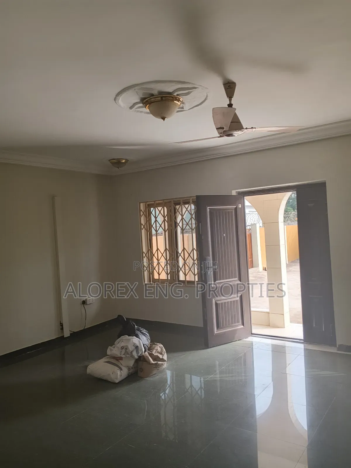 4bdrm Apartment in Oyarifa for rent in Oyarifa