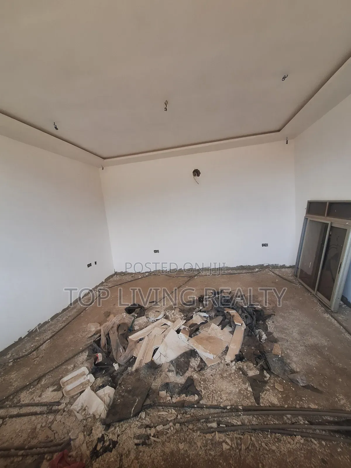 Shops for Rent at Lakeside in Ashaley Botwe