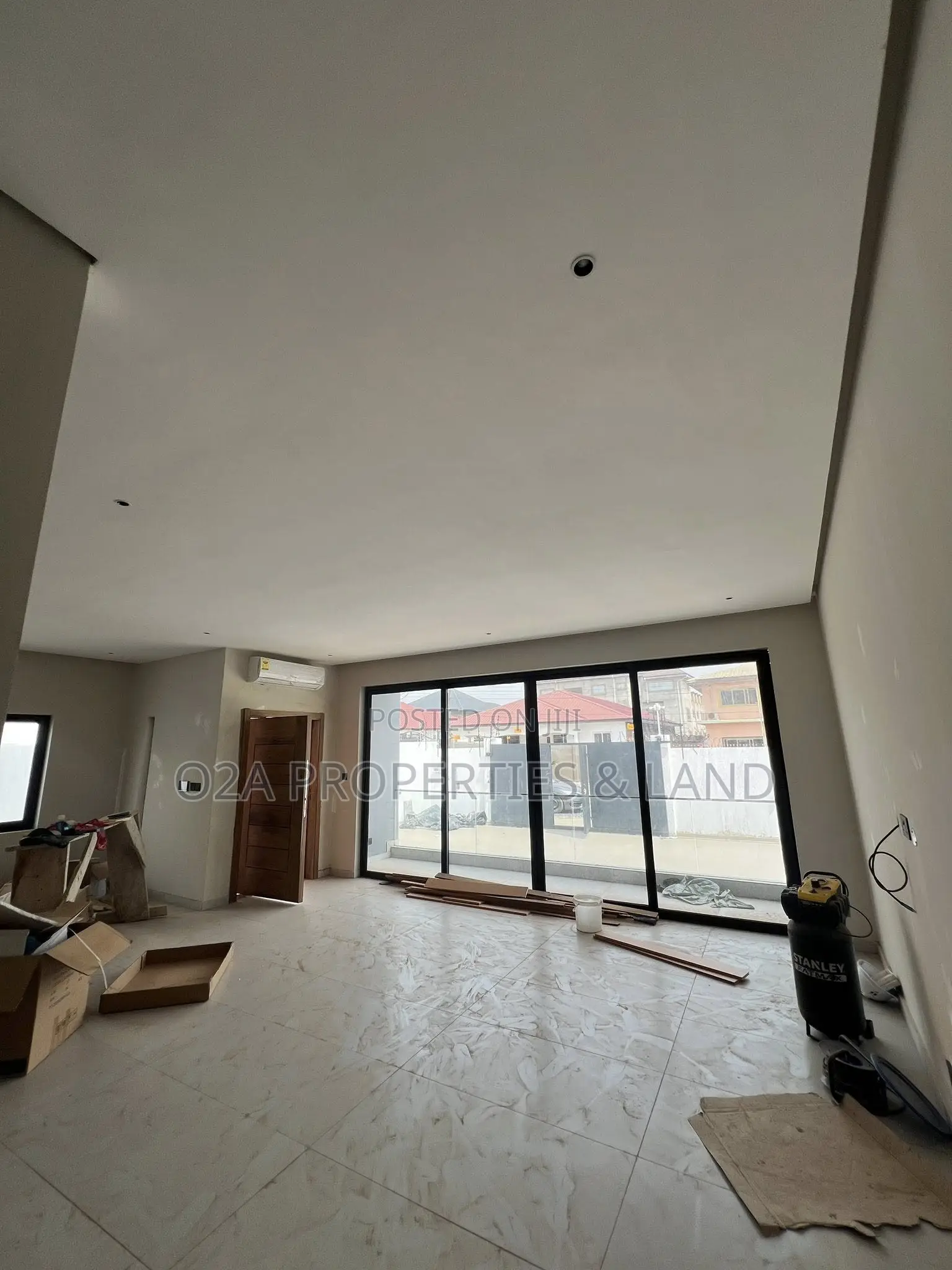 3bdrm House in Ashaley Botwe , for sale in Lake Side Estate