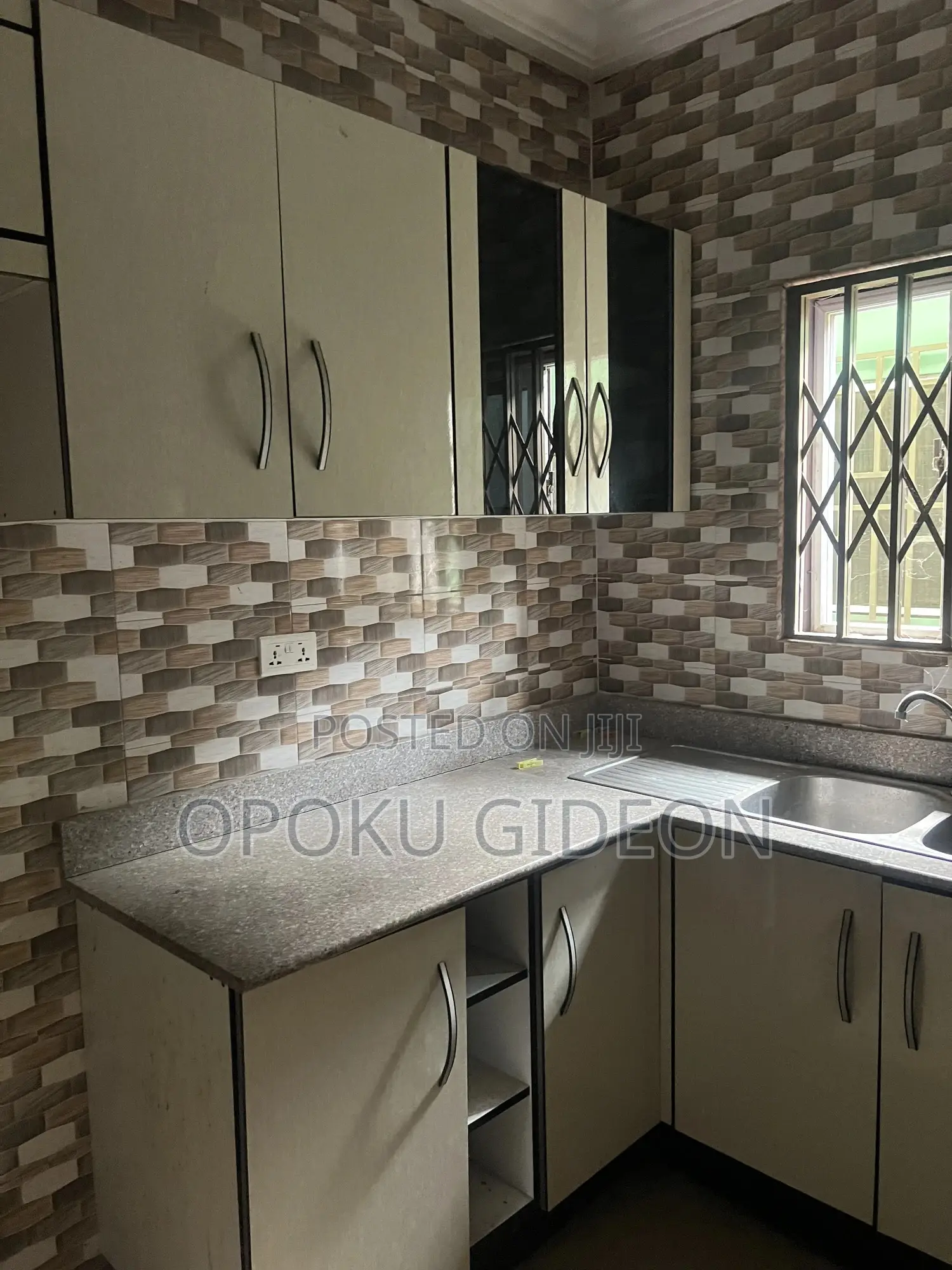 1bdrm Apartment in Ablekuma, Manhean for rent in Manhean