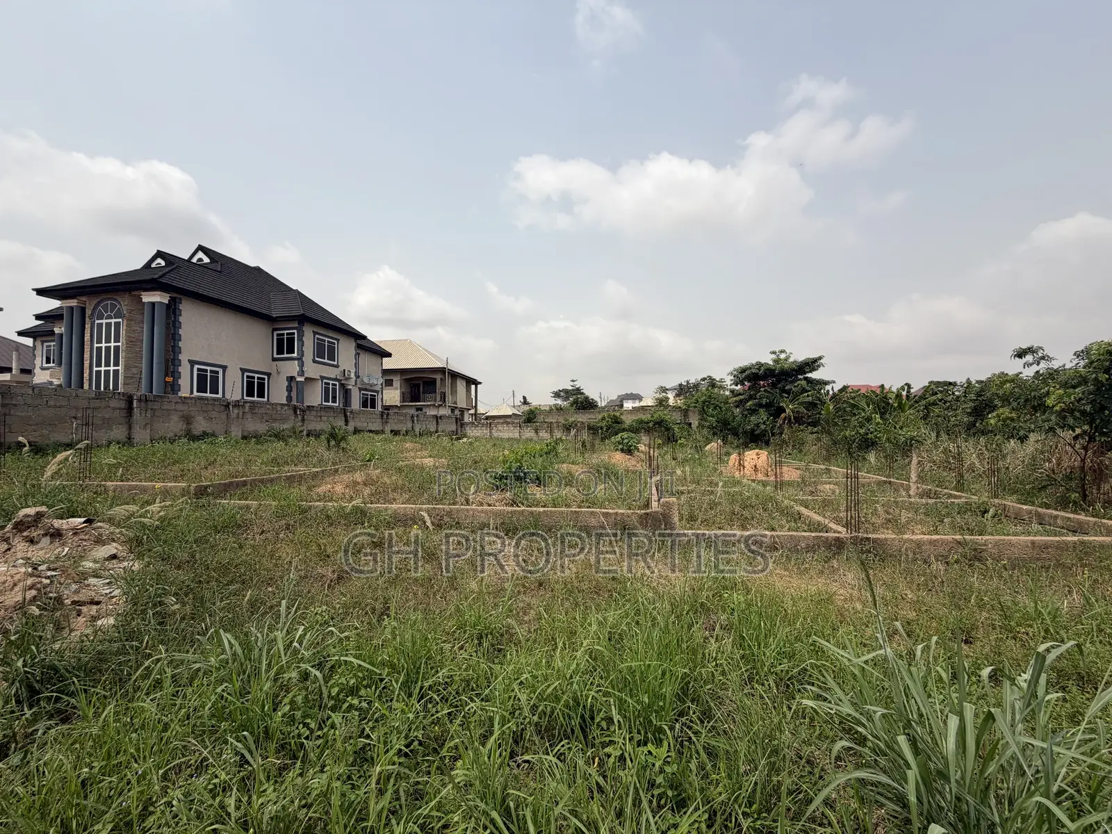One Full Plot for Sale. in Kumasi Metropolitan