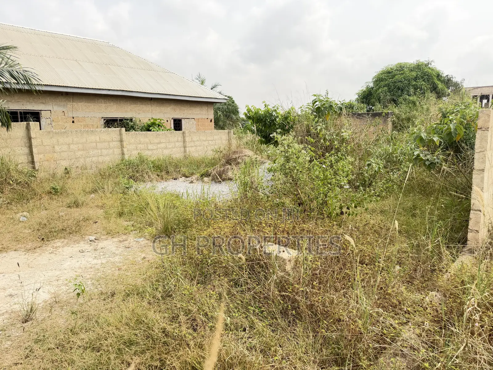 Half Plot for Sale at Sokoban,Aboabo. in Kumasi Metropolitan