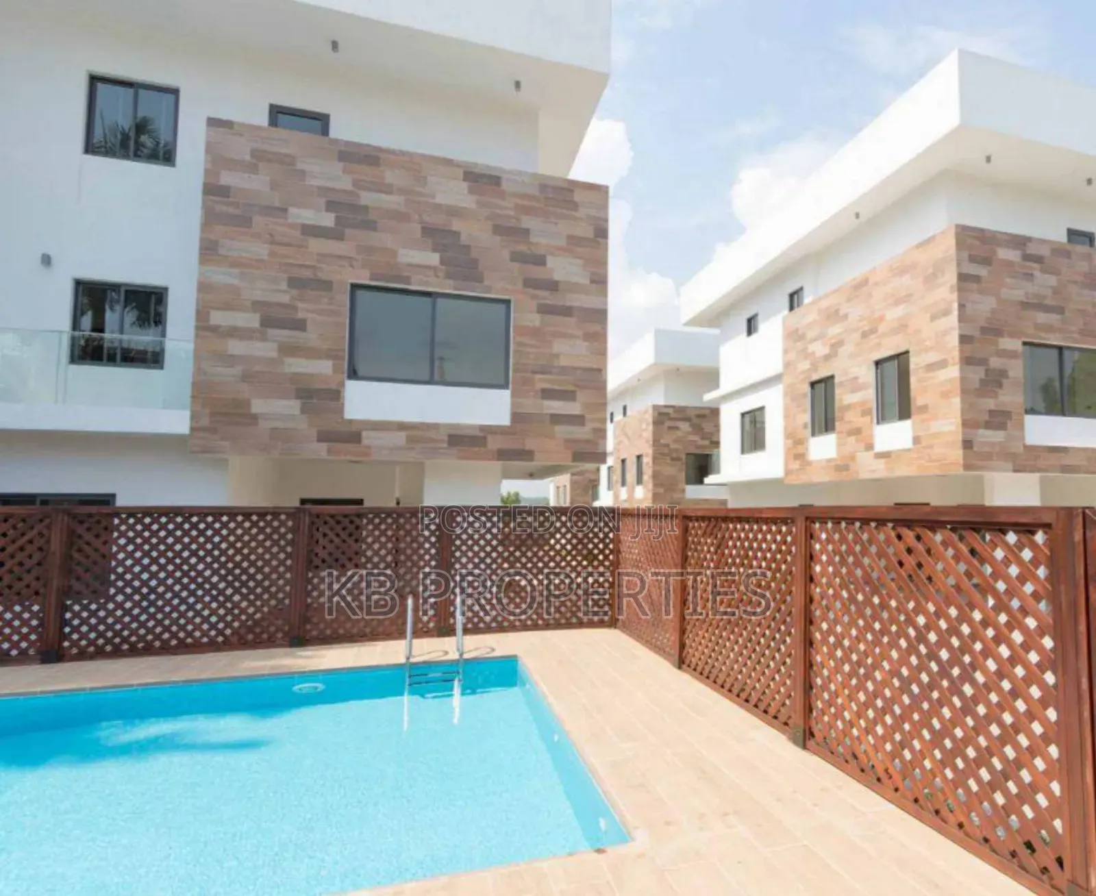 Furnished 4bdrm Duplex in Kb Properties, Cantonments for rent in Cantonments