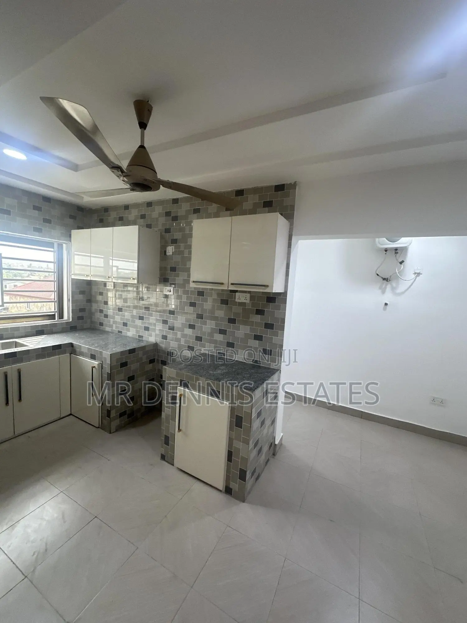 2bdrm Apartment in Westhills Mall for rent in West Hills Mall Area