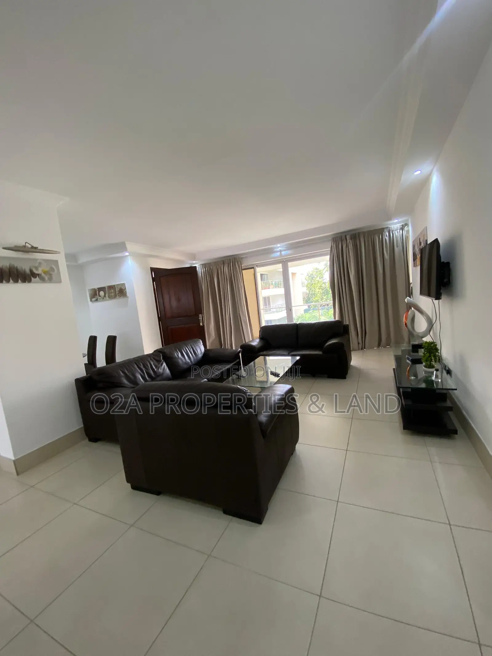 Furnished 3bdrm Apartment in Ridge for rent in North Ridge